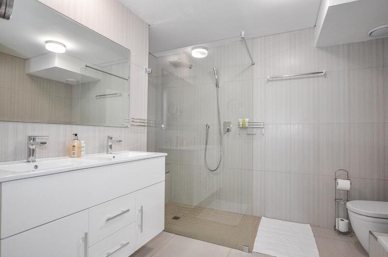 2 Bedroom Property for Sale in Dolphin Beach Western Cape